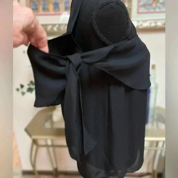 RAMY BROOK 100% SILK BLACK COLD SHOULDER PARTY LUXURY HOLIDAY TOP SIZE SMALL NWT - Picture 7 of 15